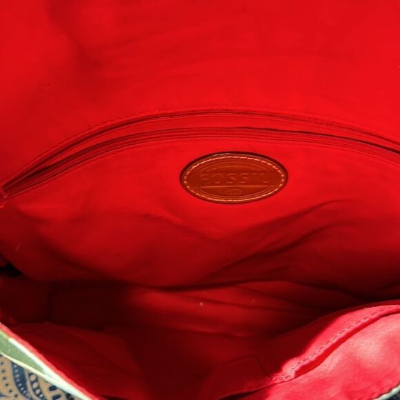 Fossil waxed canvas crossbody - Picture 4 of 6